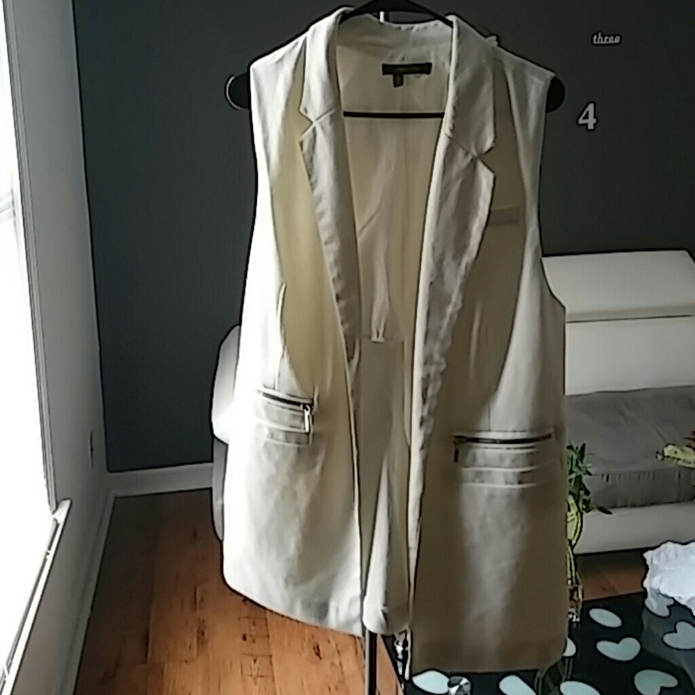 Sleeveless Vest